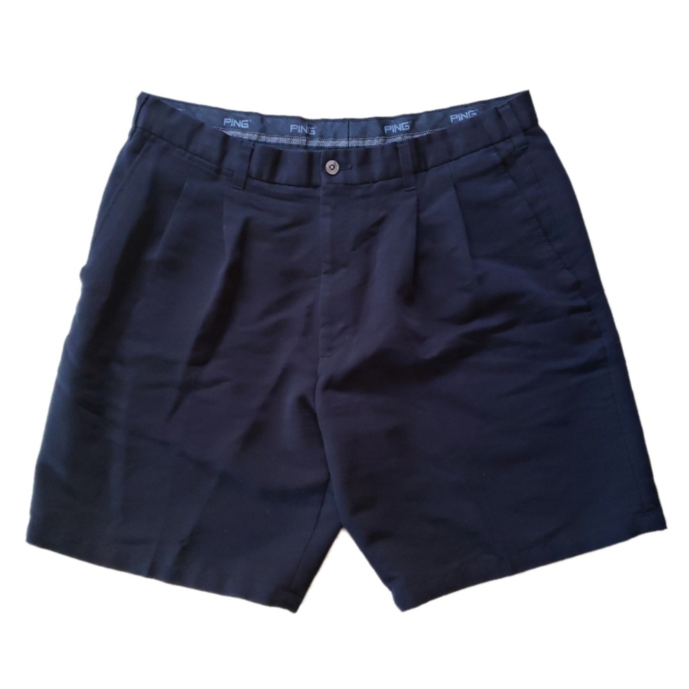 Ping black pleated golf shorts size 38